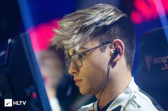 任天堂 Switch 2 游戏耀西与不可思议的图鉴发售评测